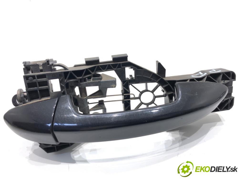 VW PASSAT B7 Kombi 2012 118 kW 1.8 TSI 1798 Kľučka vonkajšia pravy predný 3C0837886J