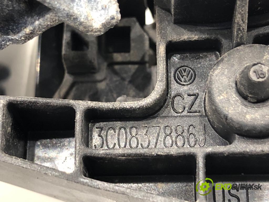 VW PASSAT B7 Kombi 2012 118 kW 1.8 TSI 1798 Kľučka vonkajšia pravy predný 3C0837886J