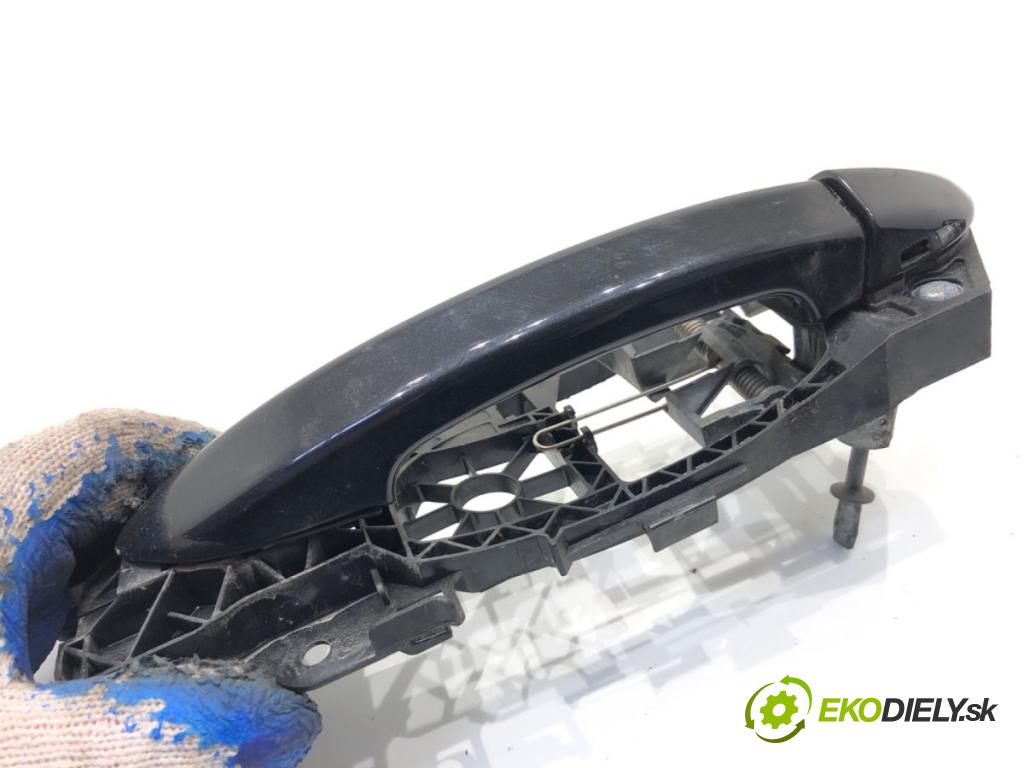 VW PASSAT B7 Kombi 2012 118 kW 1.8 TSI 1798 Kľučka vonkajšia ľavy predný