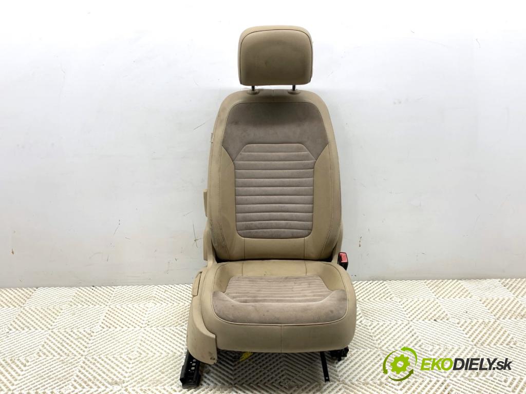 VW PASSAT B7 Kombi 2012 118 kW 1.8 TSI 1798 sedadlo pravý přední část 