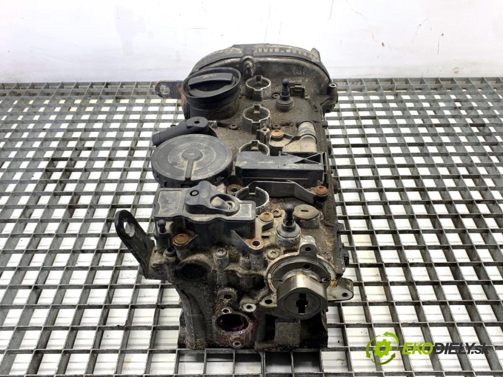 VW PASSAT B7 Kombi 2012 118 kW 1.8 TSI 1798 Hlava valcov CDA CDAA (Hlava valcov)