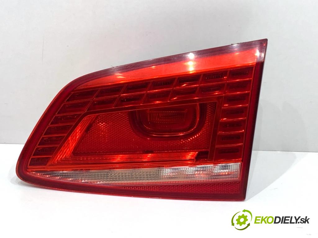 VW PASSAT B7 Kombi 2012 118 kW 1.8 TSI 1798 Svetlo zad pravá vnútorná  (Kľučka dverí ostatné)