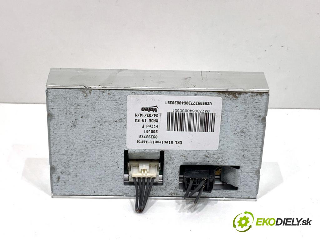 VW PASSAT B7 Kombi 2012 118 kW 1.8 TSI 1798 Menič Modul LED 89393773