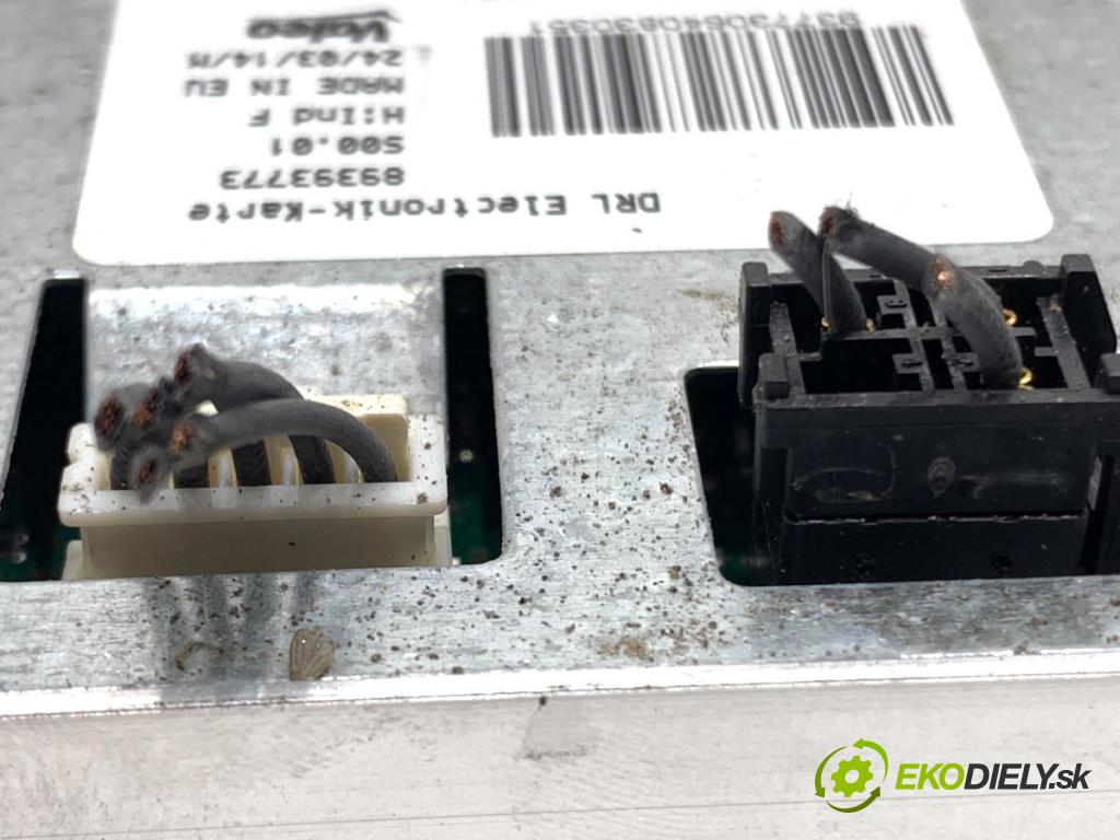 VW PASSAT B7 Kombi 2012 118 kW 1.8 TSI 1798 Menič Modul LED 89393773