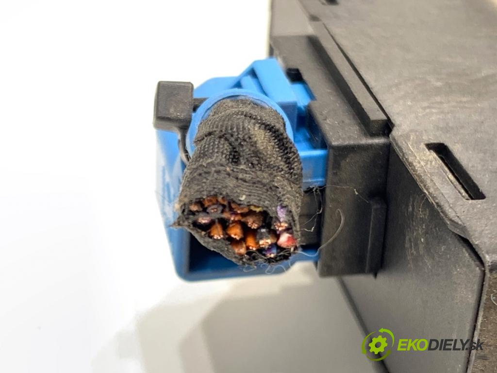 VW PASSAT B7 Kombi 2012 118 kW 1.8 TSI 1798 Modul GATEWAY 7N0907530AA