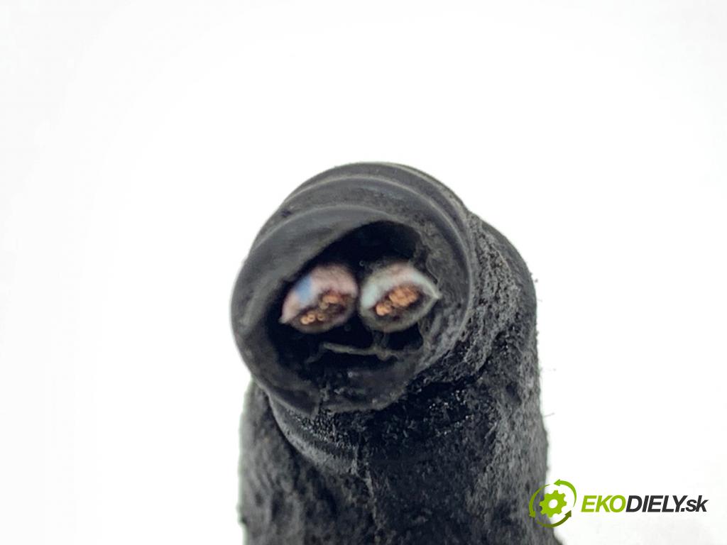 VW PASSAT B7 Kombi 2012 118 kW 1.8 TSI 1798 snímač tlaku oleje 06H115243J (Snímač tlaku oleje)