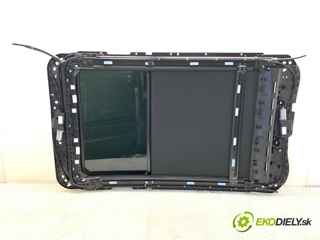 PEUGEOT 3008 SUV 2021 147 kW Hybrid4 (M45GBU) 1598 strešné okno