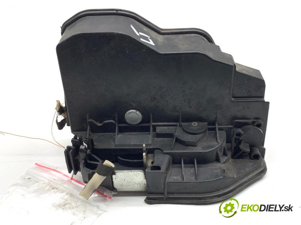 BMW F30 sedan 2016 140 kW 320 d xDrive 1995 zámok Dvere ľavy zad 7229459