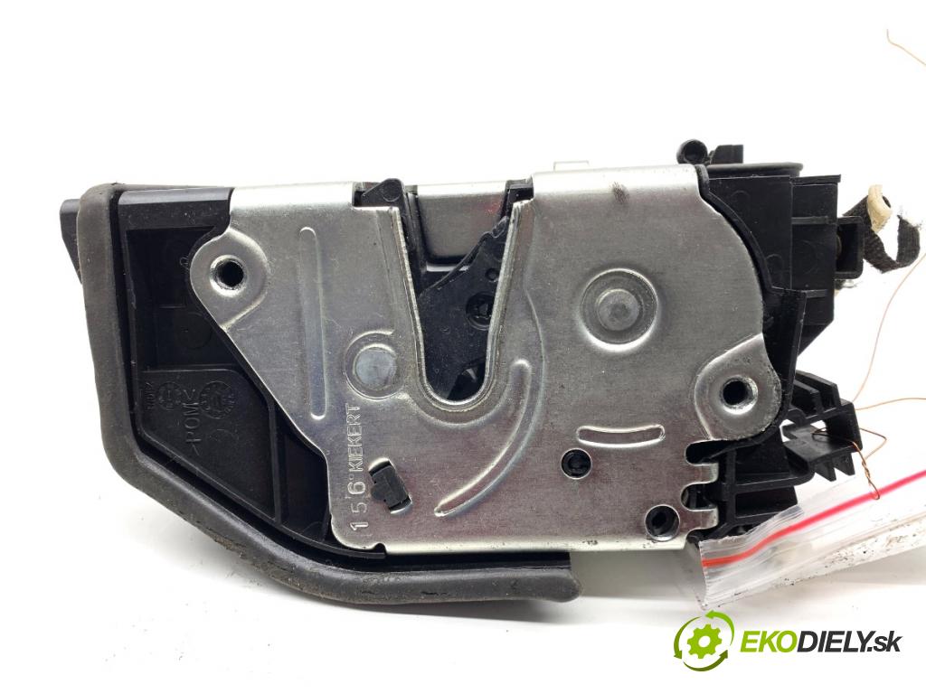 BMW F30 sedan 2016 140 kW 320 d xDrive 1995 zámok Dvere ľavy zad 7229459