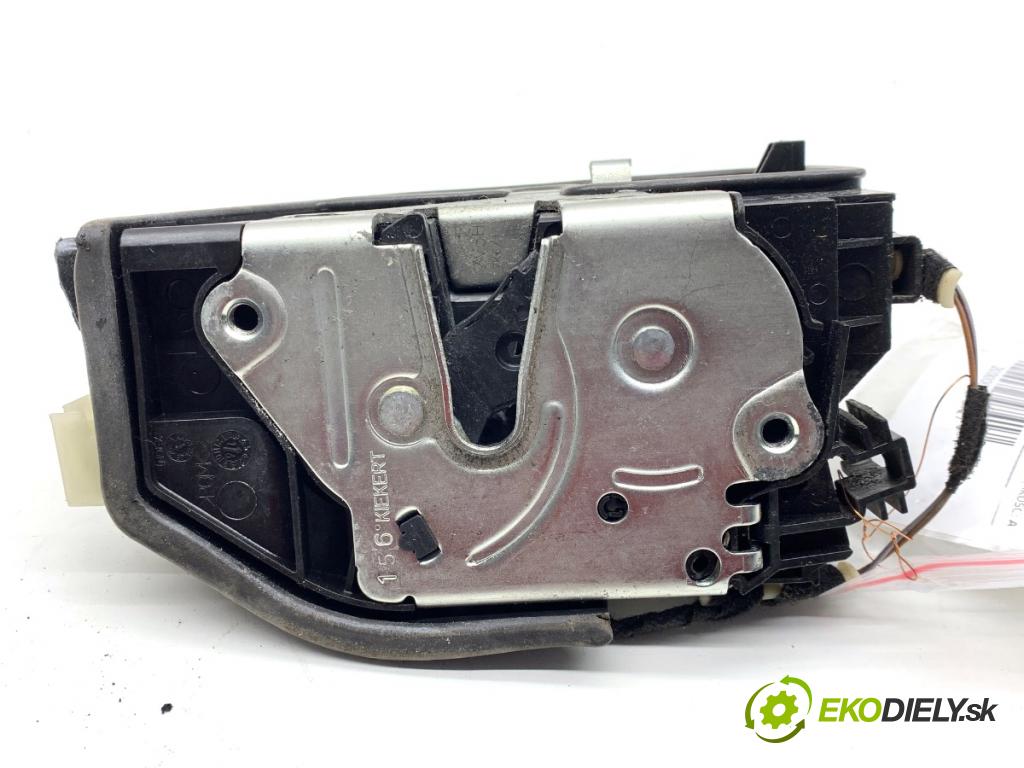 BMW F30 sedan 2016 140 kW 320 d xDrive 1995 zámok Dvere ľavy predný 7229461