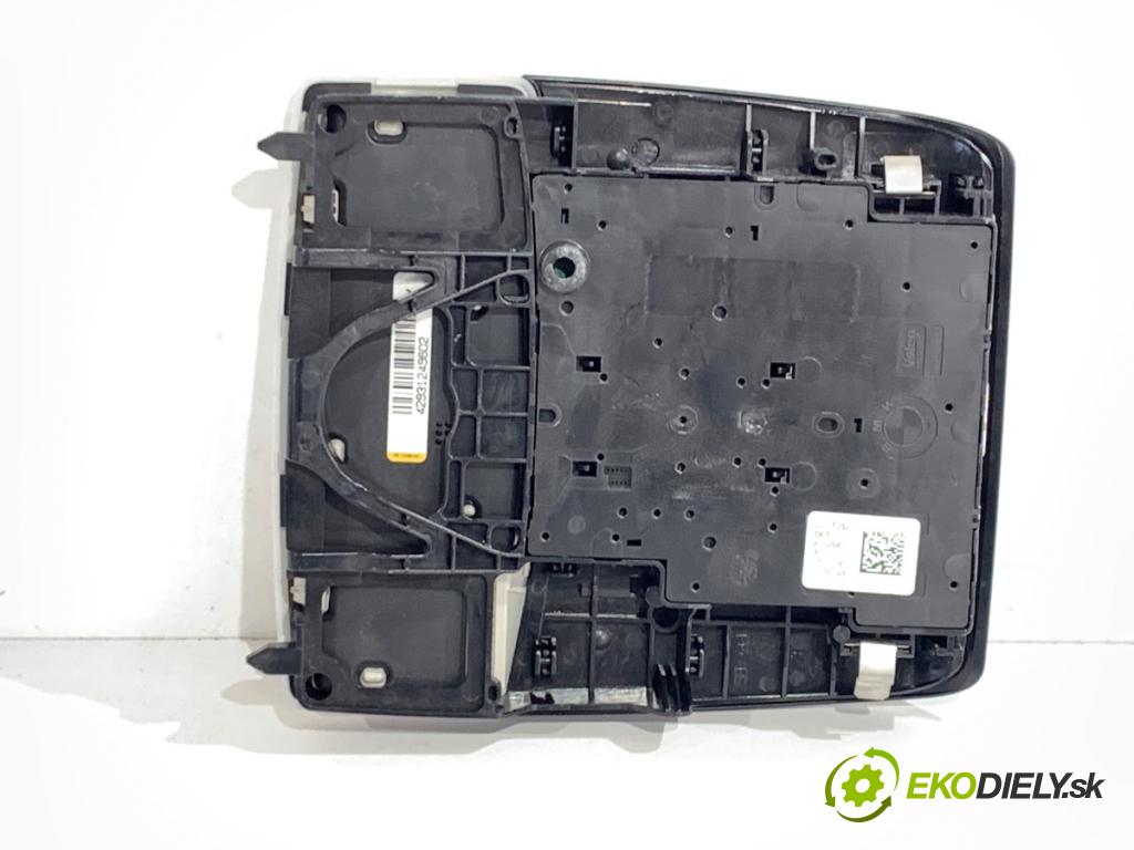 BMW F30 sedan 2016 140 kW 320 d xDrive 1995 Svetlo stropné