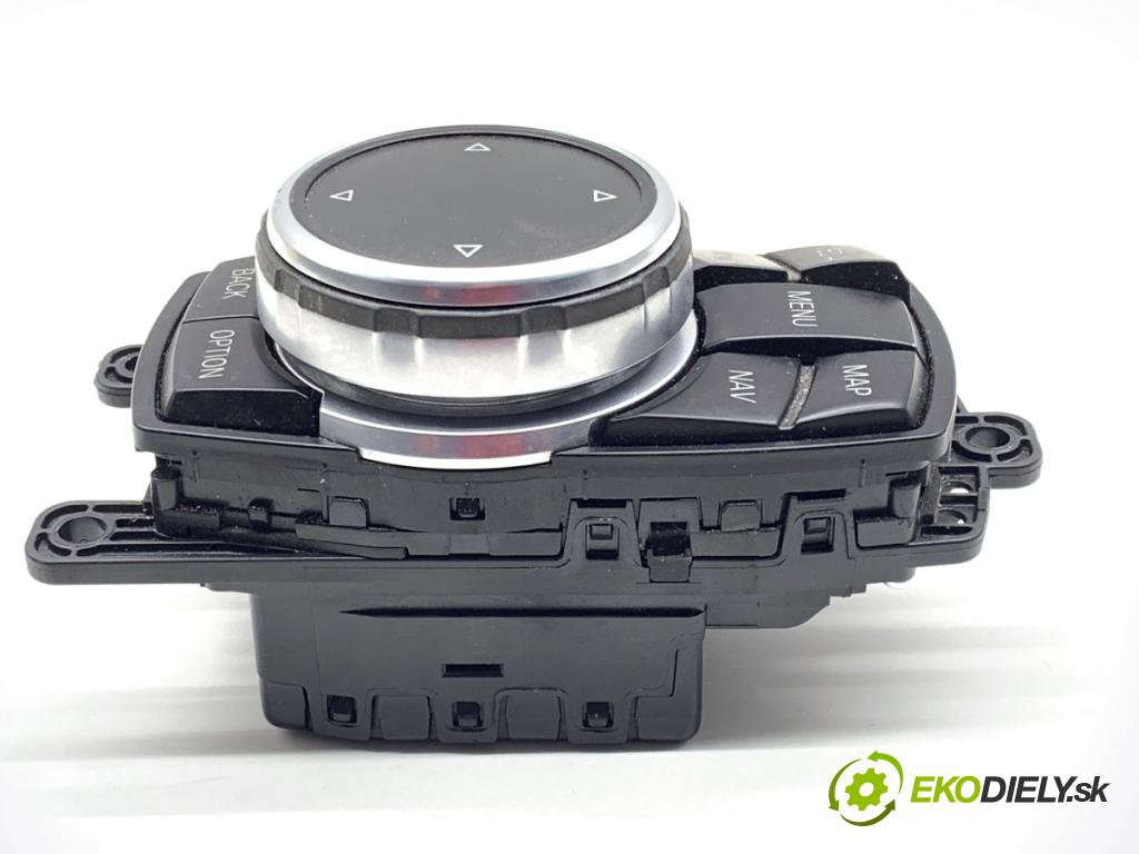 BMW F30 sedan 2016 140 kW 320 d xDrive 1995 Prepínač násada, držadlo IDRIVE 6839079