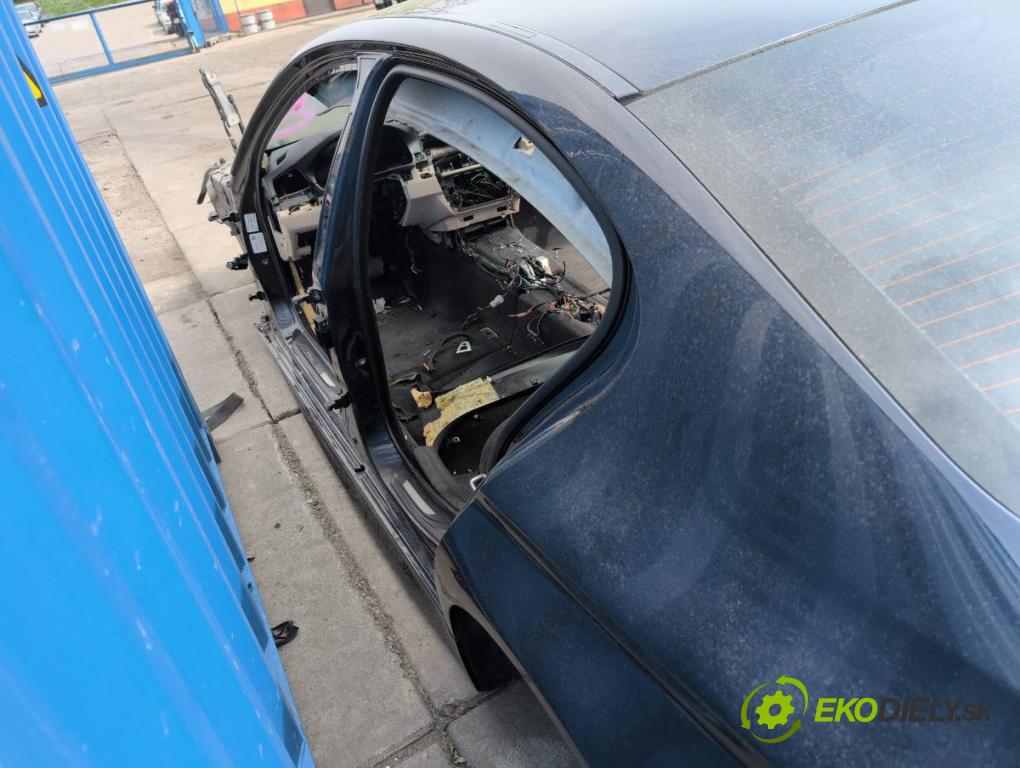 BMW F10 sedan 2015 160 kW 525 d xDrive 1995 karoséria ČTVRŤÁK: Blatník prah strecha PODŁUŻNICA