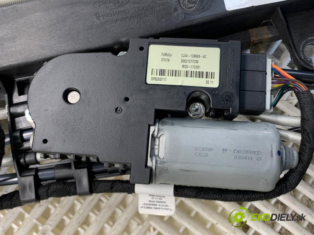 FORD KUGA II SUV 2014 120 kW 2.0 TDCi 4x4 1997 strešné okno CV5478502B98