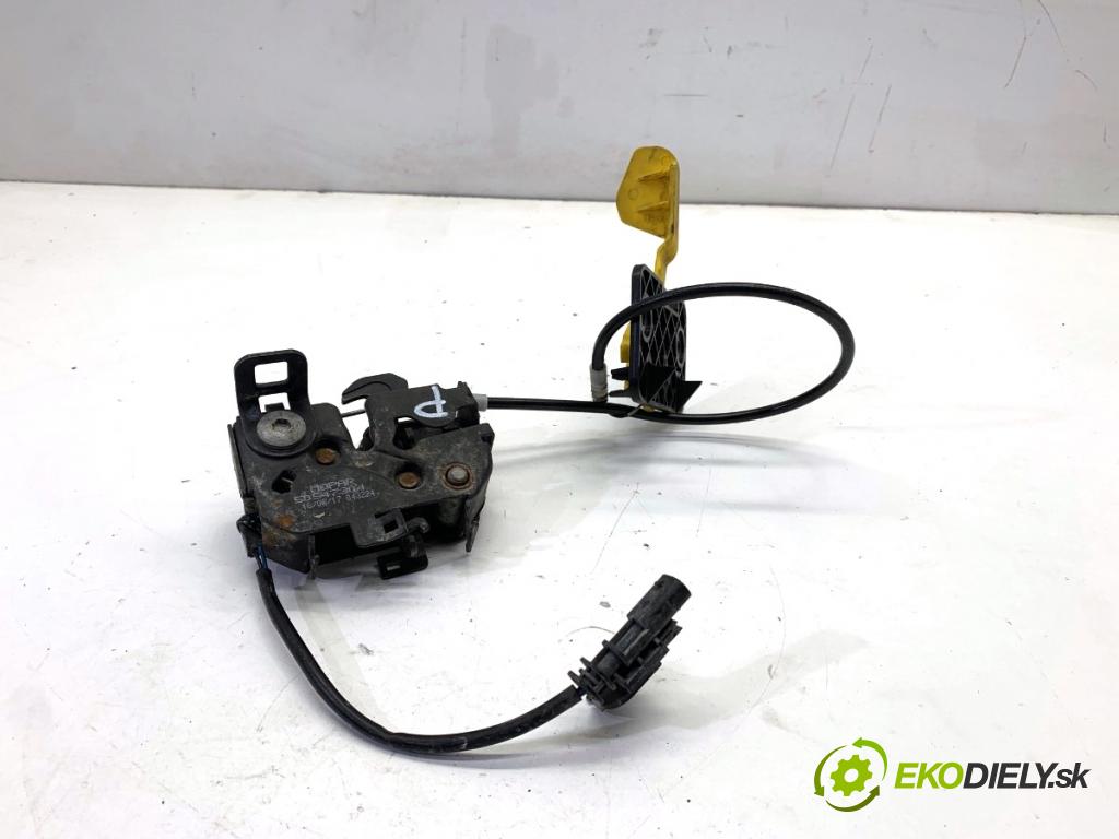 ALFA ROMEO STELVIO SUV 2019 206 kW 2.0 (949AXA2A) 1995 zámok kapoty predný pravy 50547304