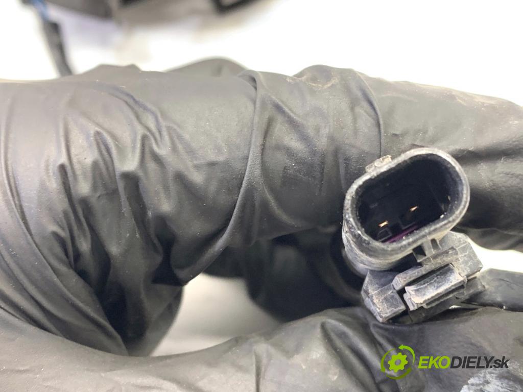 ALFA ROMEO STELVIO SUV 2019 206 kW 2.0 (949AXA2A) 1995 zámok kapoty predný pravy 50547304