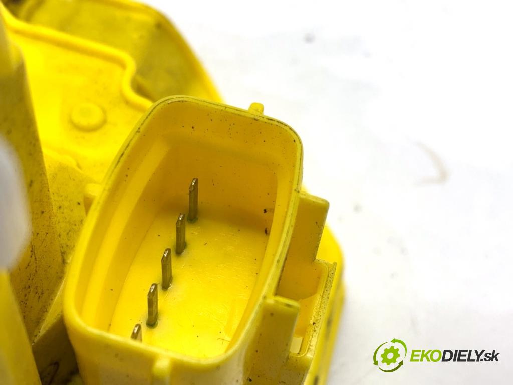 ALFA ROMEO STELVIO SUV 2019 206 kW 2.0 (949AXA2A) 1995 zámok Dvere pravy zad 50536548