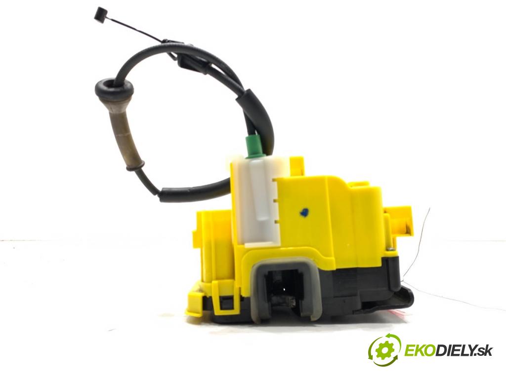 ALFA ROMEO STELVIO SUV 2019 206 kW 2.0 (949AXA2A) 1995 zámok Dvere ľavy zad 50536551