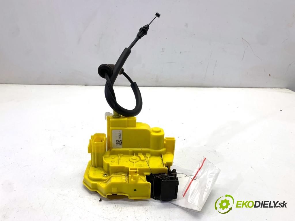 ALFA ROMEO STELVIO SUV 2019 206 kW 2.0 (949AXA2A) 1995 zámok Dvere pravy predný 50536542