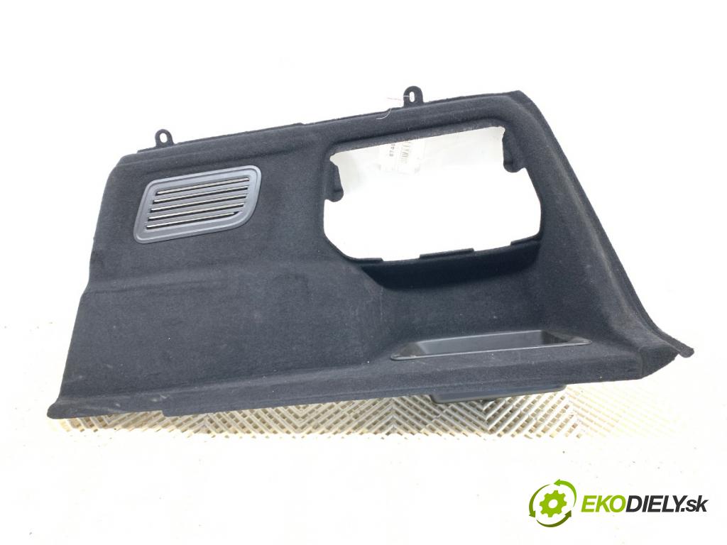 ALFA ROMEO STELVIO SUV 2019 206 kW 2.0 (949AXA2A) 1995 čalúnenie kufra pravy 1561294620