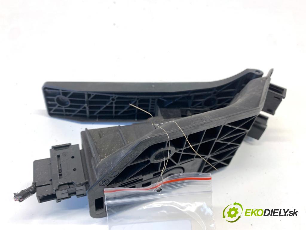 ALFA ROMEO STELVIO SUV 2019 206 kW 2.0 (949AXA2A) 1995 Potenciometer plynu 00505513360 (Potenciometer plynového pedálu)