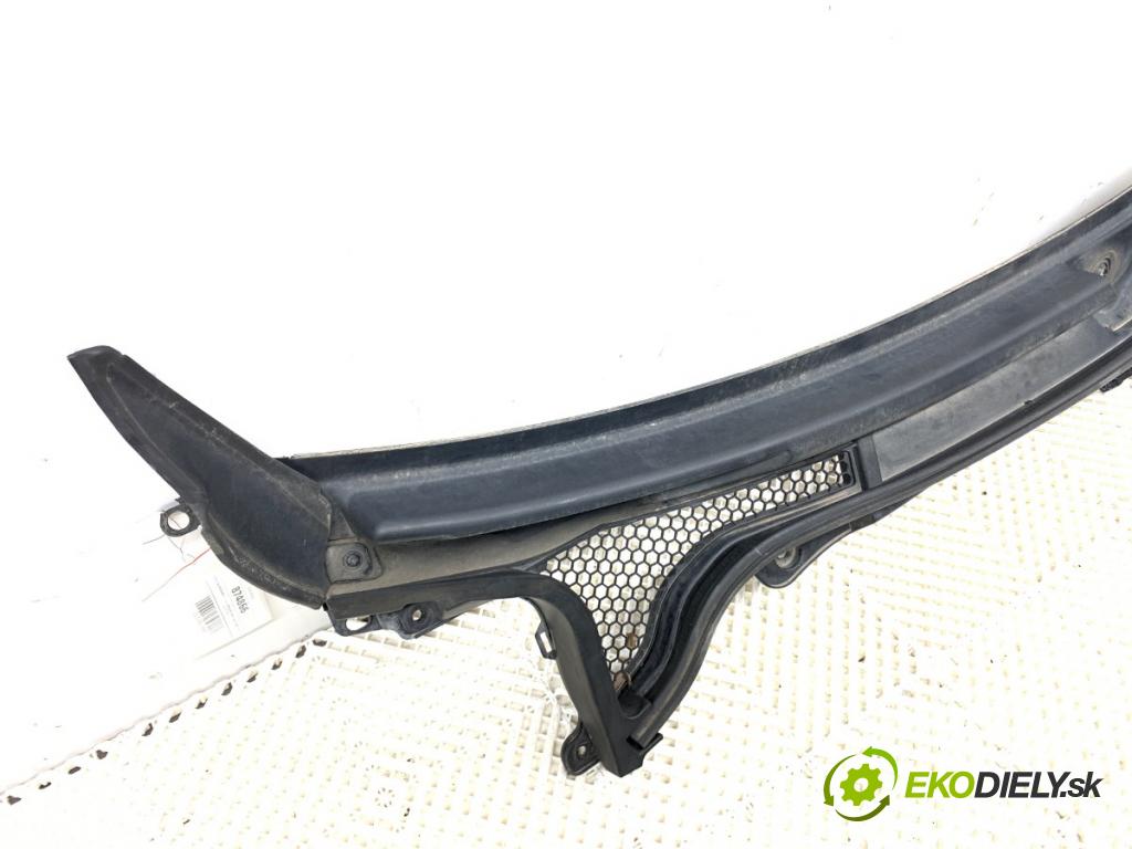 ALFA ROMEO STELVIO SUV 2019 206 kW 2.0 (949AXA2A) 1995 Torpédo, plast pod čelné okno 156134659 (Torpédo (plast pod čelným sklom))