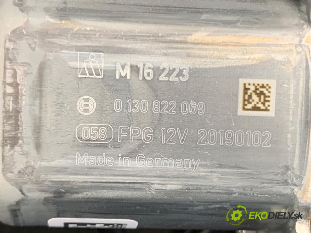 ALFA ROMEO STELVIO SUV 2019 206 kW 2.0 (949AXA2A) 1995 mechanismus okna levý přední část 50552805