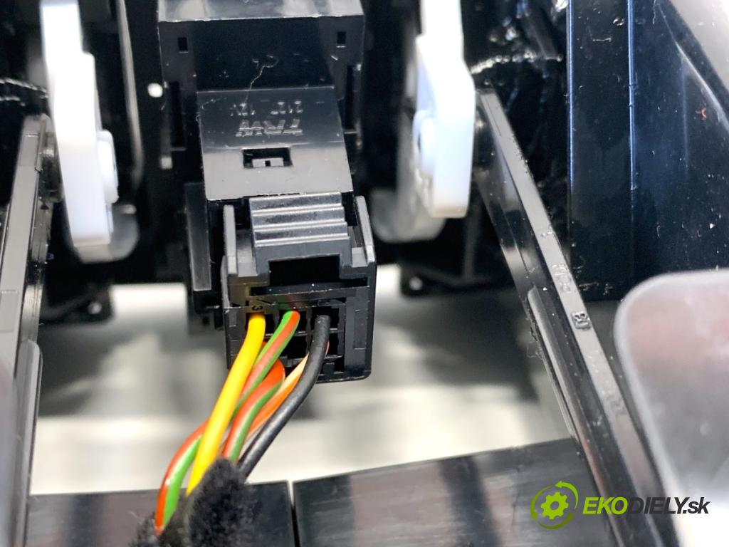 ALFA ROMEO STELVIO SUV 2019 206 kW 2.0 (949AXA2A) 1995 Mriežky kúrenia predný 464000934