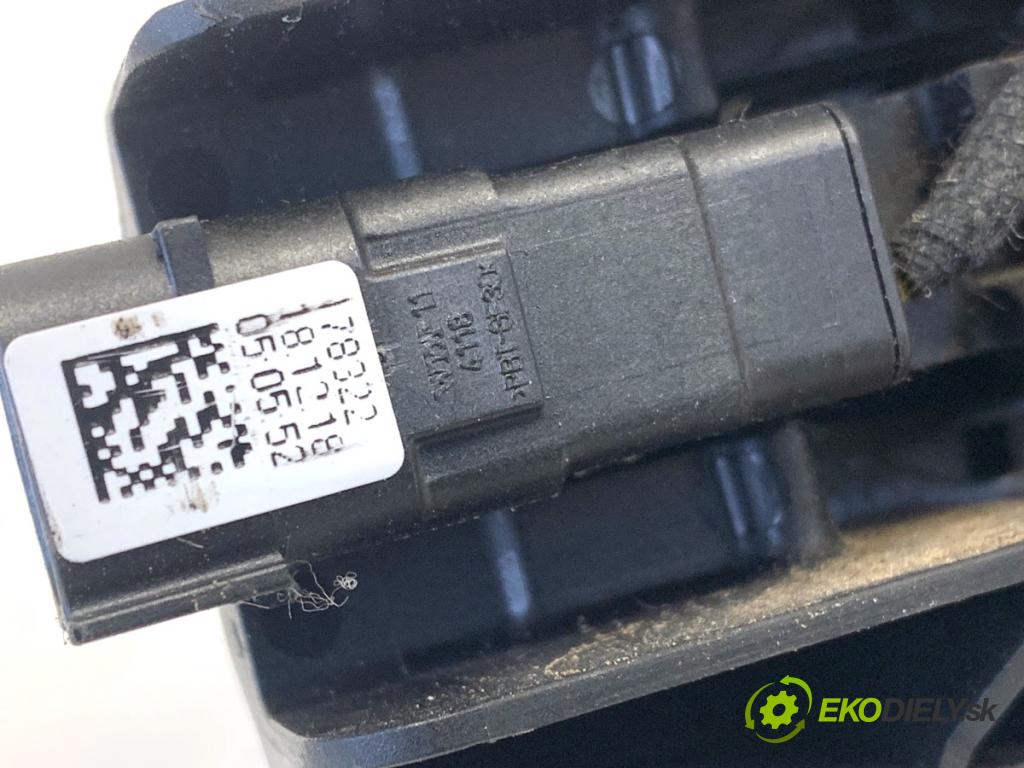 ALFA ROMEO STELVIO SUV 2019 206 kW 2.0 (949AXA2A) 1995 Kľučka vonkajšia pravy zad