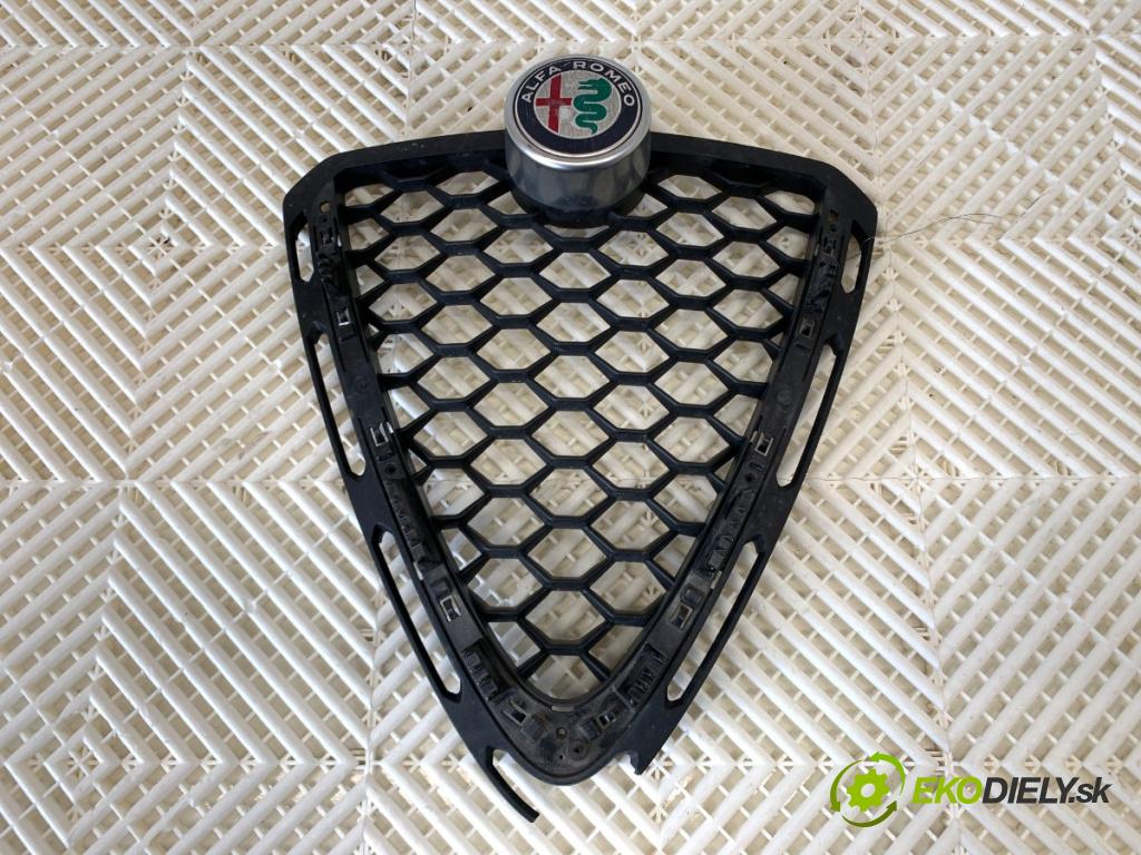ALFA ROMEO STELVIO SUV 2019 206 kW 2.0 (949AXA2A) 1995 Mriežka maska  (Mriežka predná (maska chladiča))