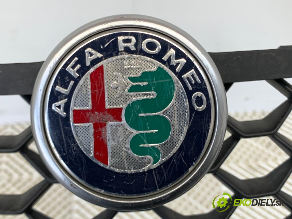 ALFA ROMEO STELVIO SUV 2019 206 kW 2.0 (949AXA2A) 1995 Mriežka maska  (Mriežka predná (maska chladiča))