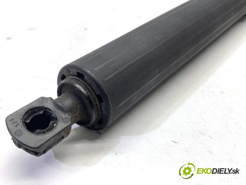 ALFA ROMEO STELVIO SUV 2019 206 kW 2.0 (949AXA2A) 1995 teleskop Teleskop dveří pravý 505603960