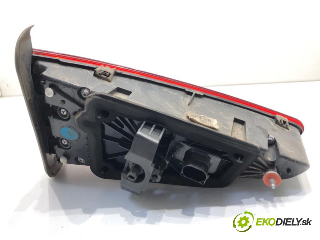 ALFA ROMEO STELVIO SUV 2019 206 kW 2.0 (949AXA2A) 1995 Svetlo zad pravá vnútorná 00505531800 (Kľučka dverí ostatné)