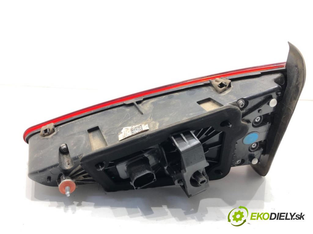 ALFA ROMEO STELVIO SUV 2019 206 kW 2.0 (949AXA2A) 1995 Svetlo zad ľavá strana vnútorná 00505531790 (Kľučka dverí ostatné)