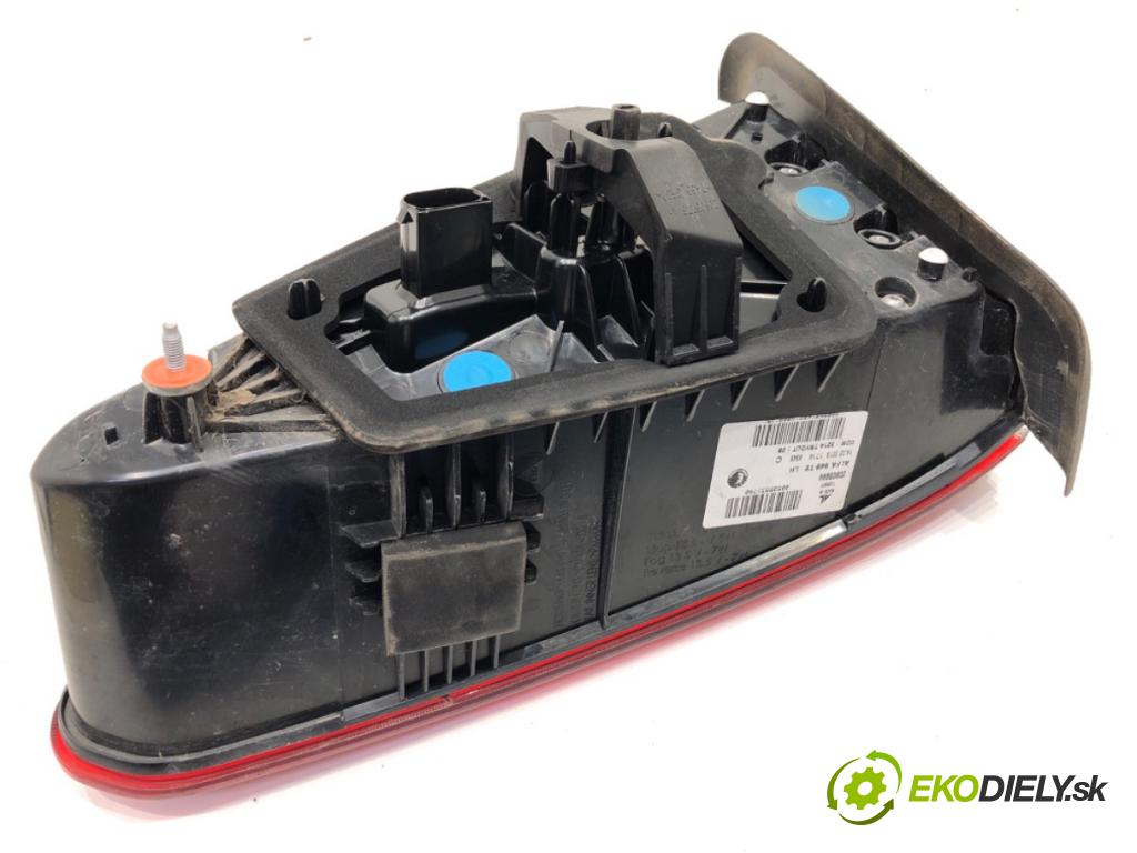 ALFA ROMEO STELVIO SUV 2019 206 kW 2.0 (949AXA2A) 1995 Svetlo zad ľavá strana vnútorná 00505531790 (Kľučka dverí ostatné)