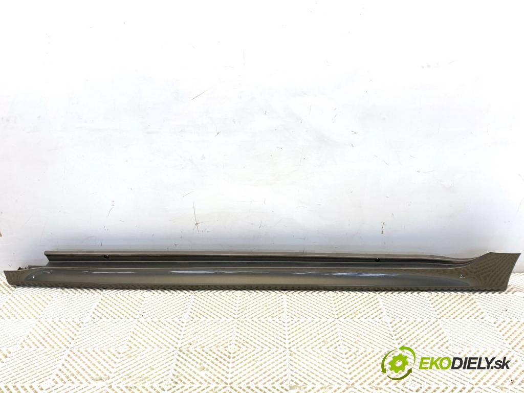 TOYOTA YARIS IV liftback 2022 92 kW 1.5 (MXPA11) 1490 lišta prahová levý 