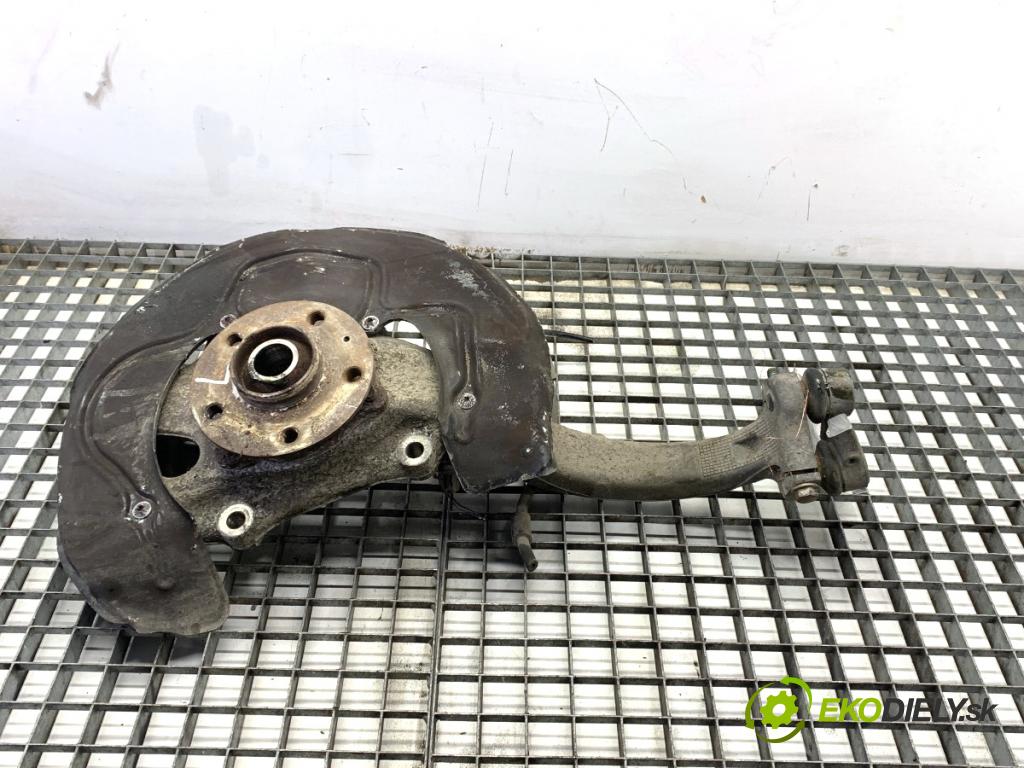 AUDI A8 D4 sedan 2015 368 kW 6.3 W12 quattro 6299 náboj ľavy predný 