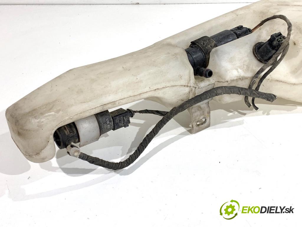 AUDI A8 D4 sedan 2015 368 kW 6.3 W12 quattro 6299 Nádržka ostrekovačov 4H0955451A