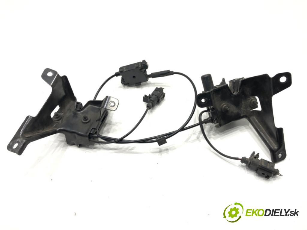 AUDI A8 D4 sedan 2015 368 kW 6.3 W12 quattro 6299 zámok kapoty predný 4H0823425B