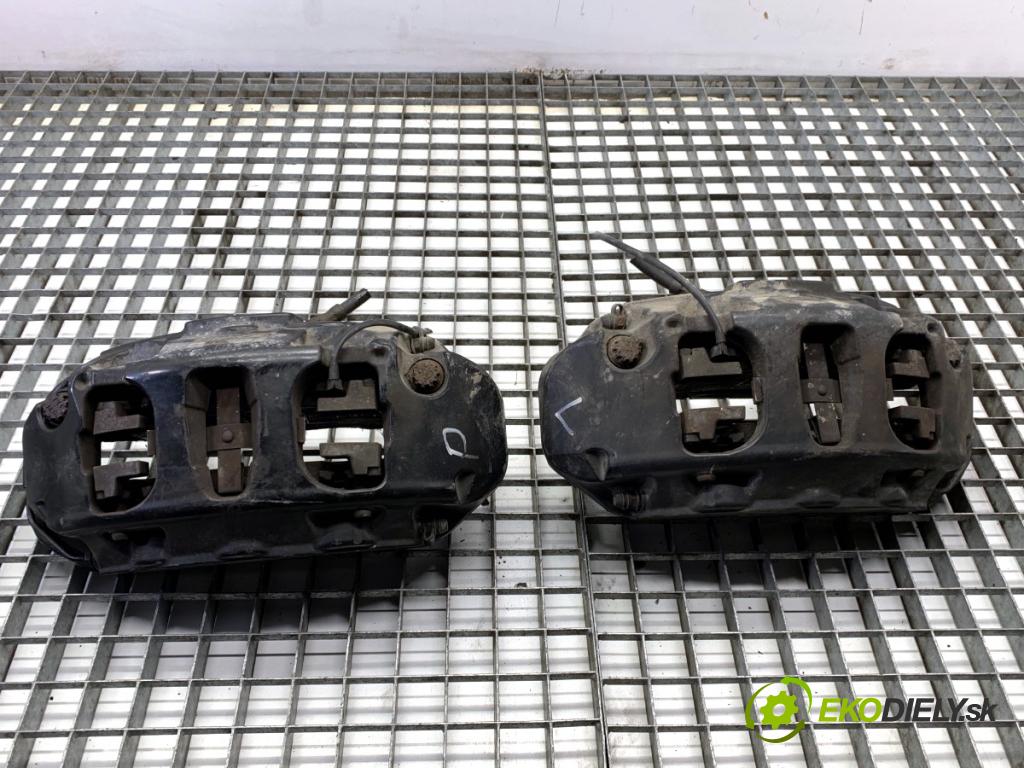 AUDI A8 D4 sedan 2015 368 kW 6.3 W12 quattro 6299 SVORKY: predný 400MM: 20A28111