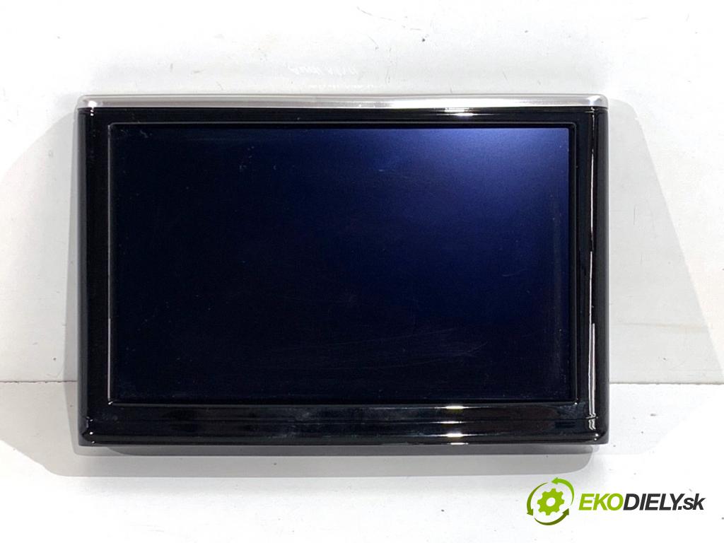 AUDI A8 D4 sedan 2015 368 kW 6.3 W12 quattro 6299 Dislpej 4H0919604G (Prístrojová doska)