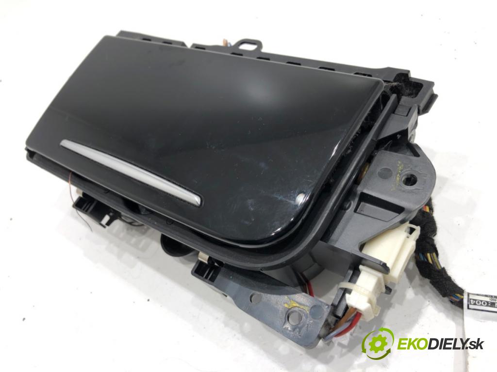 AUDI A8 D4 sedan 2015 368 kW 6.3 W12 quattro 6299 Držiak na nápoje 4H1858601C (Držiak (úchyt) na nápoje)