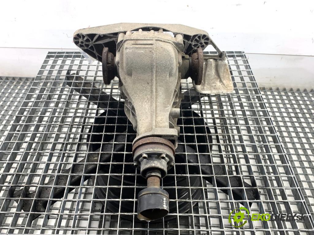 AUDI A8 D4 sedan 2015 368 kW 6.3 W12 quattro 6299 Most diferenciál zadní část 0AR525083B