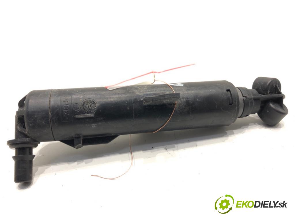 AUDI A8 D4 sedan 2015 368 kW 6.3 W12 quattro 6299 ostrekovača svetla pravy predný 4H0955102C