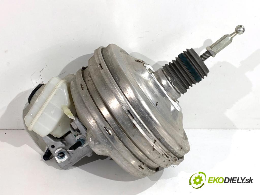 AUDI A8 D4 sedan 2015 368 kW 6.3 W12 quattro 6299 Posilovač bŕzd 4H0612103C