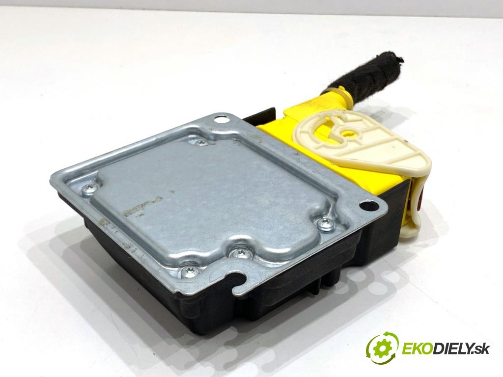 AUDI A8 D4 sedan 2015 368 kW 6.3 W12 quattro 6299 senzor airbag 4H0959655G (Snímač)