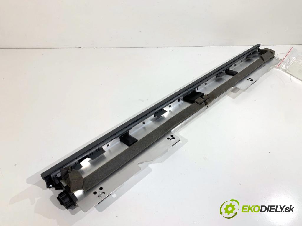 AUDI A8 D4 sedan 2015 368 kW 6.3 W12 quattro 6299 Roleta Dvere ľavy zad 4H4861333