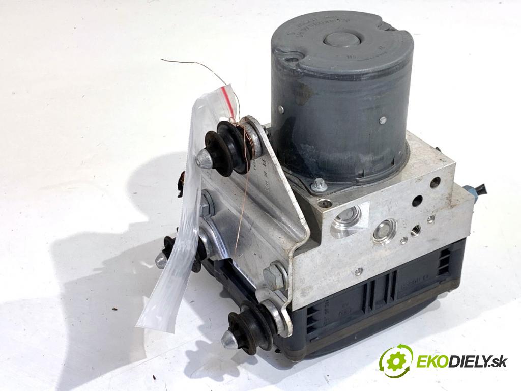 AUDI A8 D4 sedan 2015 368 kW 6.3 W12 quattro 6299 Pumpa ABS 4H0614517S (Pumpa ABS)