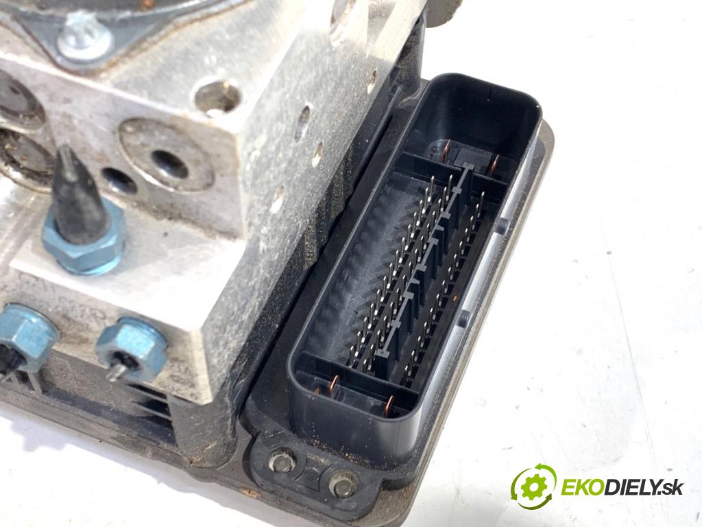 AUDI A8 D4 sedan 2015 368 kW 6.3 W12 quattro 6299 Pumpa ABS 4H0614517S (Pumpa ABS)