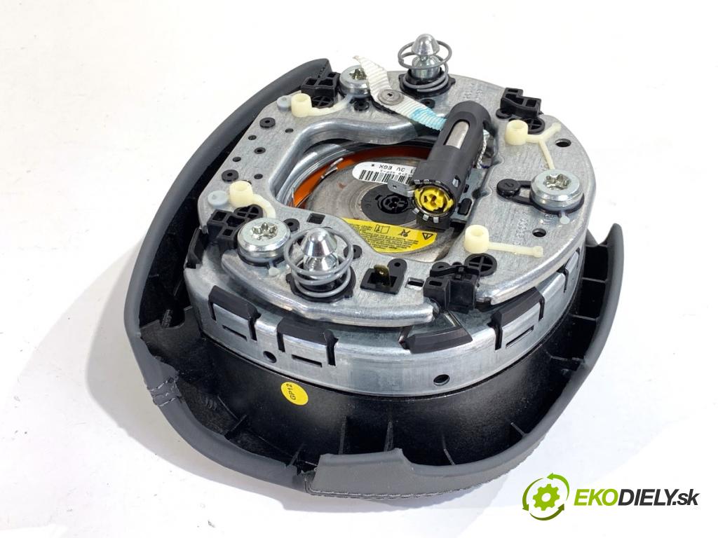 AUDI A8 D4 sedan 2015 368 kW 6.3 W12 quattro 6299 AirBag volantu 4H0880201S (Airbag)